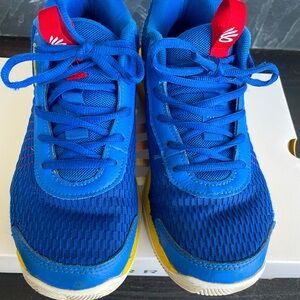 BOYS' UNDER ARMOUR BIG KID CURRY 3Z7 BASKETBALL SHOES